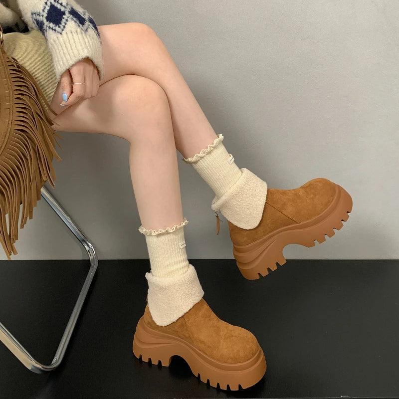 Jazmin™ | Plataforma grossa e design minimalista para um inverno com estilo