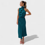Alba™ | Vestido Satin Elegance - | Benedita Lisboa