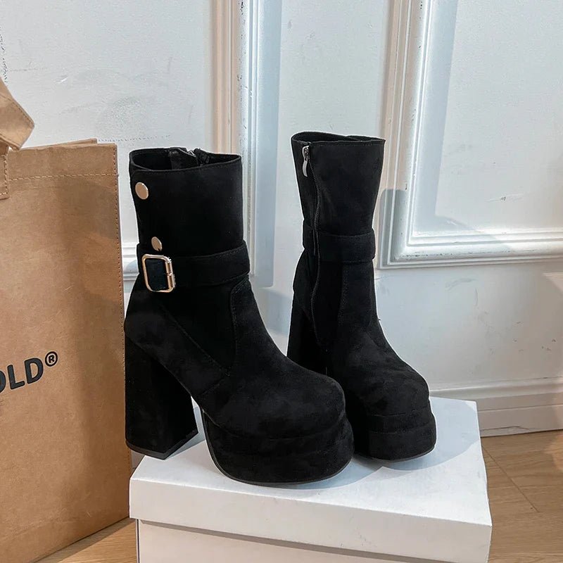 Amalia™ | Botas de estilo urbano com personalidade e confiança - | Benedita Lisboa