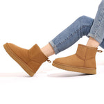 Amara™ | Bota Clássica Feminina de Inverno com Forro Peludo Interior - | Benedita Lisboa