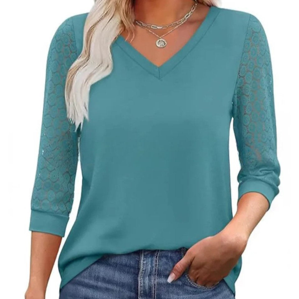 Amélia™ | Blusa com Mangas em Renda e Decote em V Elegante - | Benedita Lisboa