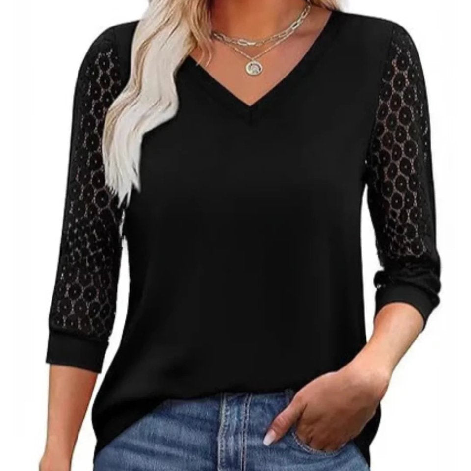 Amélia™ | Blusa com Mangas em Renda e Decote em V Elegante - | Benedita Lisboa