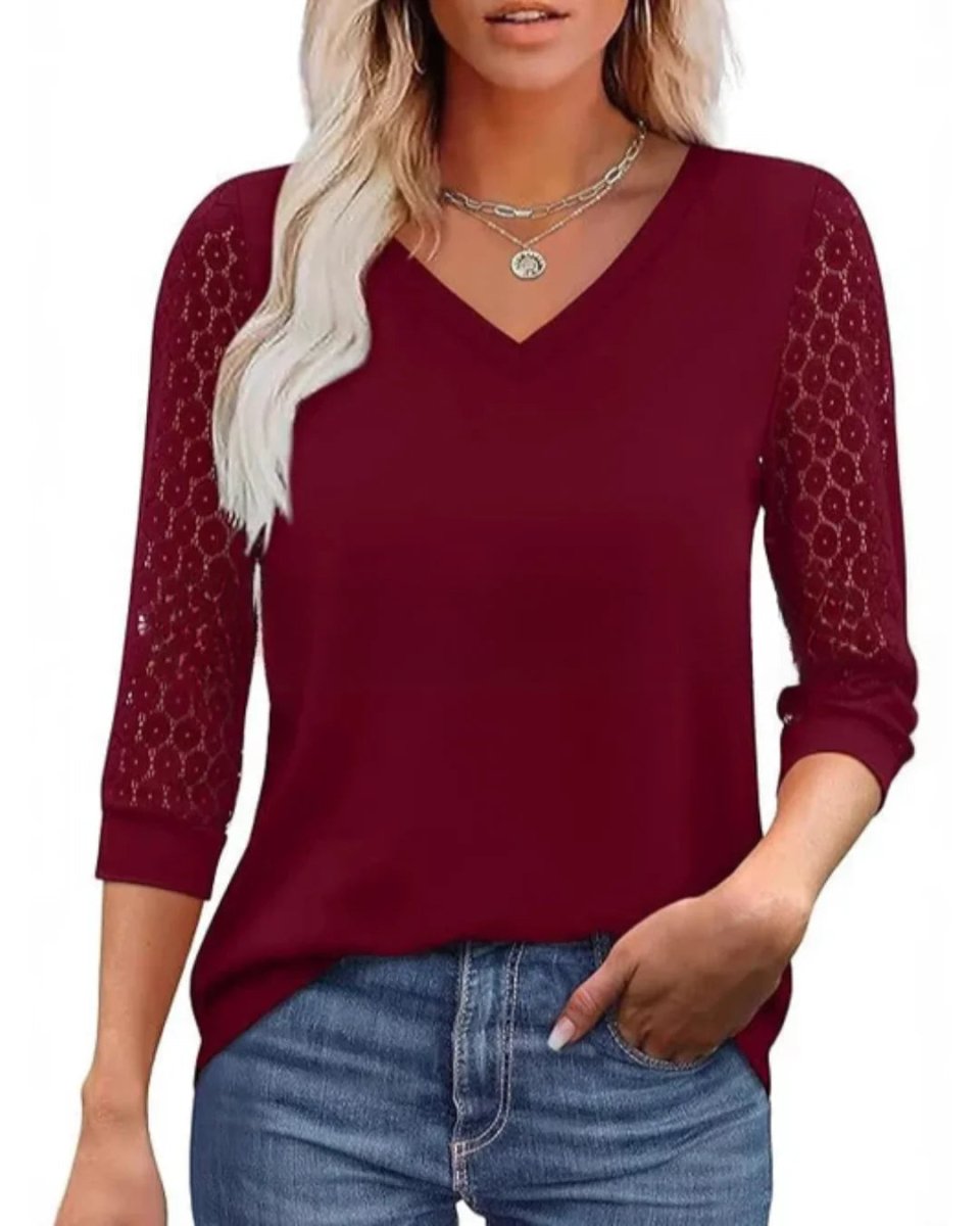 Amélia™ | Blusa com Mangas em Renda e Decote em V Elegante - | Benedita Lisboa