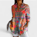 Rafaela™ | Camisa com Padrão Romântico e Abotoamento Clássico