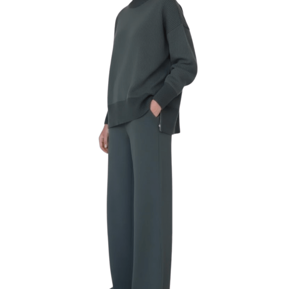 BEATRIZ™ | Conjunto Malha Elegante Minimalista - | Benedita Lisboa