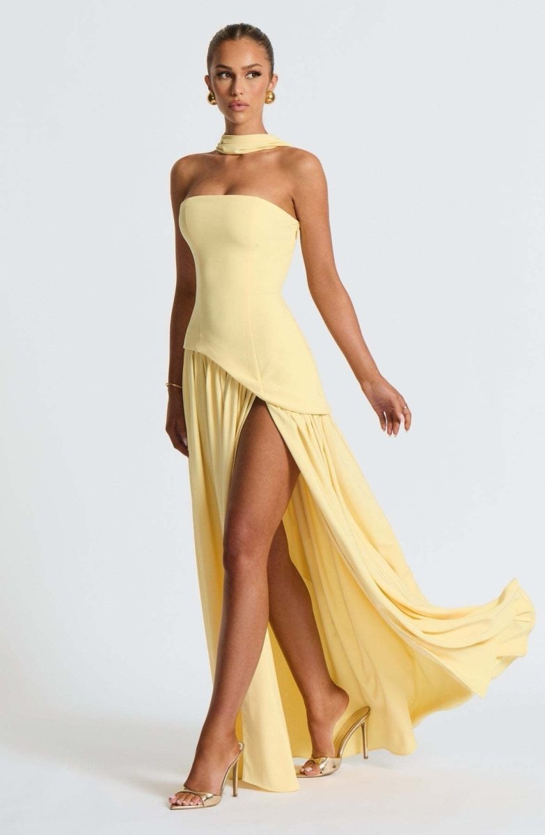 Beatriz™ | Vestido Longo com Corte Sofisticado - | Benedita Lisboa