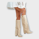 Botas Altas com Design Elegante - | Benedita Lisboa