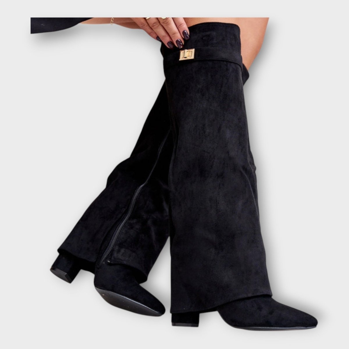 Botas Altas com Design Elegante - | Benedita Lisboa
