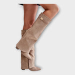 Botas Altas com Design Elegante - | Benedita Lisboa