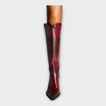 Botas com Design Croco e Salto Elegante - | Benedita Lisboa
