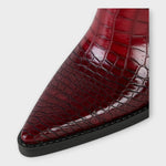 Botas com Design Croco e Salto Elegante - | Benedita Lisboa