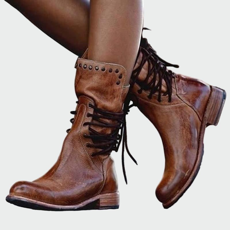 Botins de pele com atacadores - | Benedita Lisboa