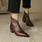 Camille™ | Botins de Luxo com Salto Baixo - | Benedita Lisboa