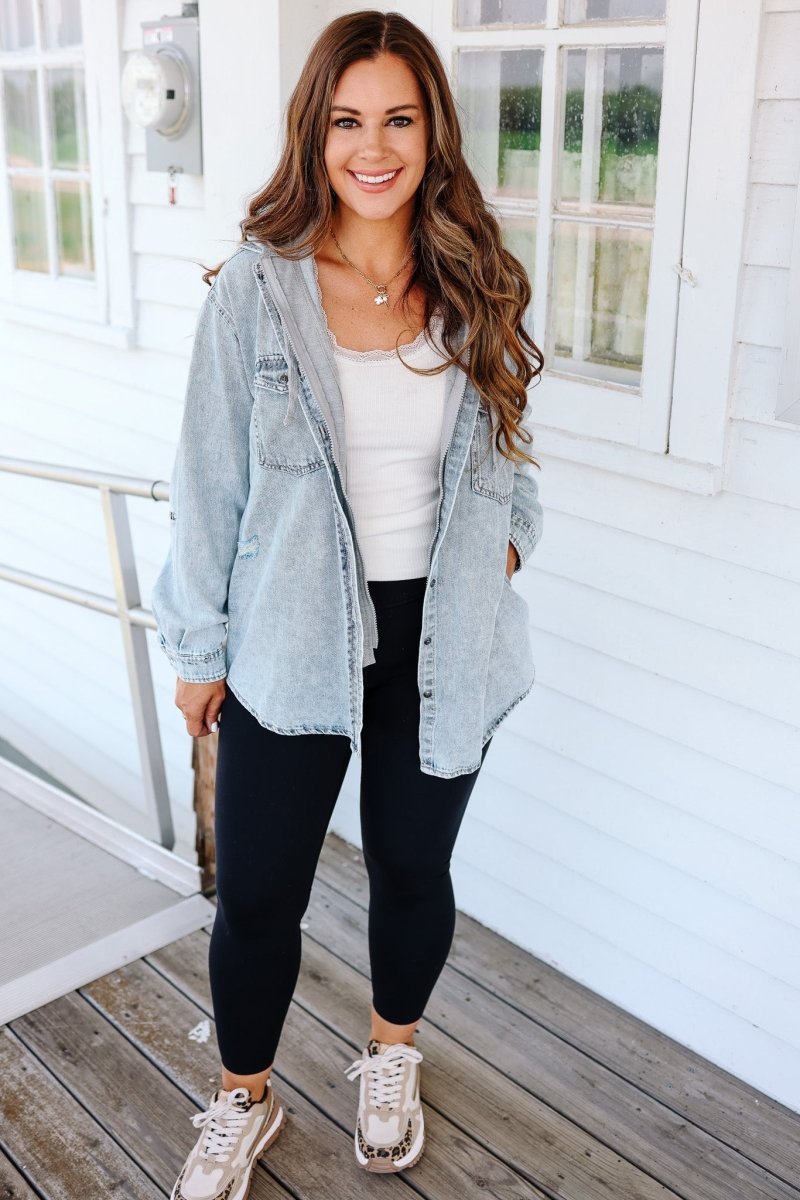 Camisa de Denim com Capuz Hadlee - Tops | Benedita Lisboa