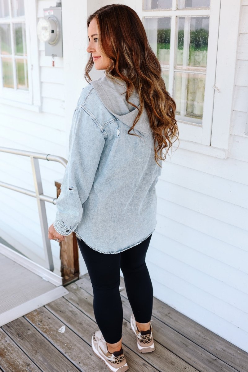 Camisa de Denim com Capuz Hadlee - Tops | Benedita Lisboa