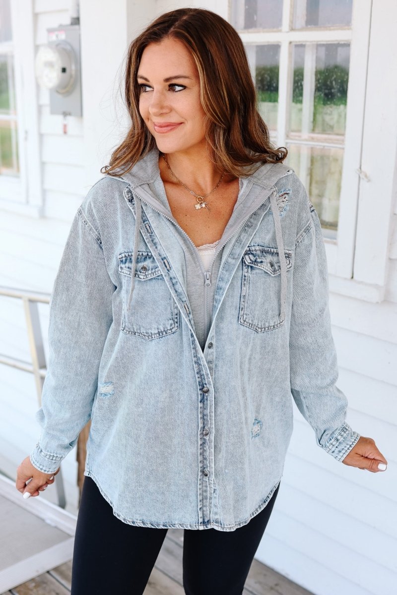 Camisa de Denim com Capuz Hadlee - Tops | Benedita Lisboa