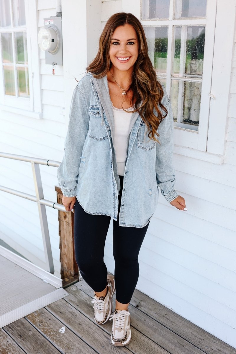 Camisa de Denim com Capuz Hadlee - Tops | Benedita Lisboa
