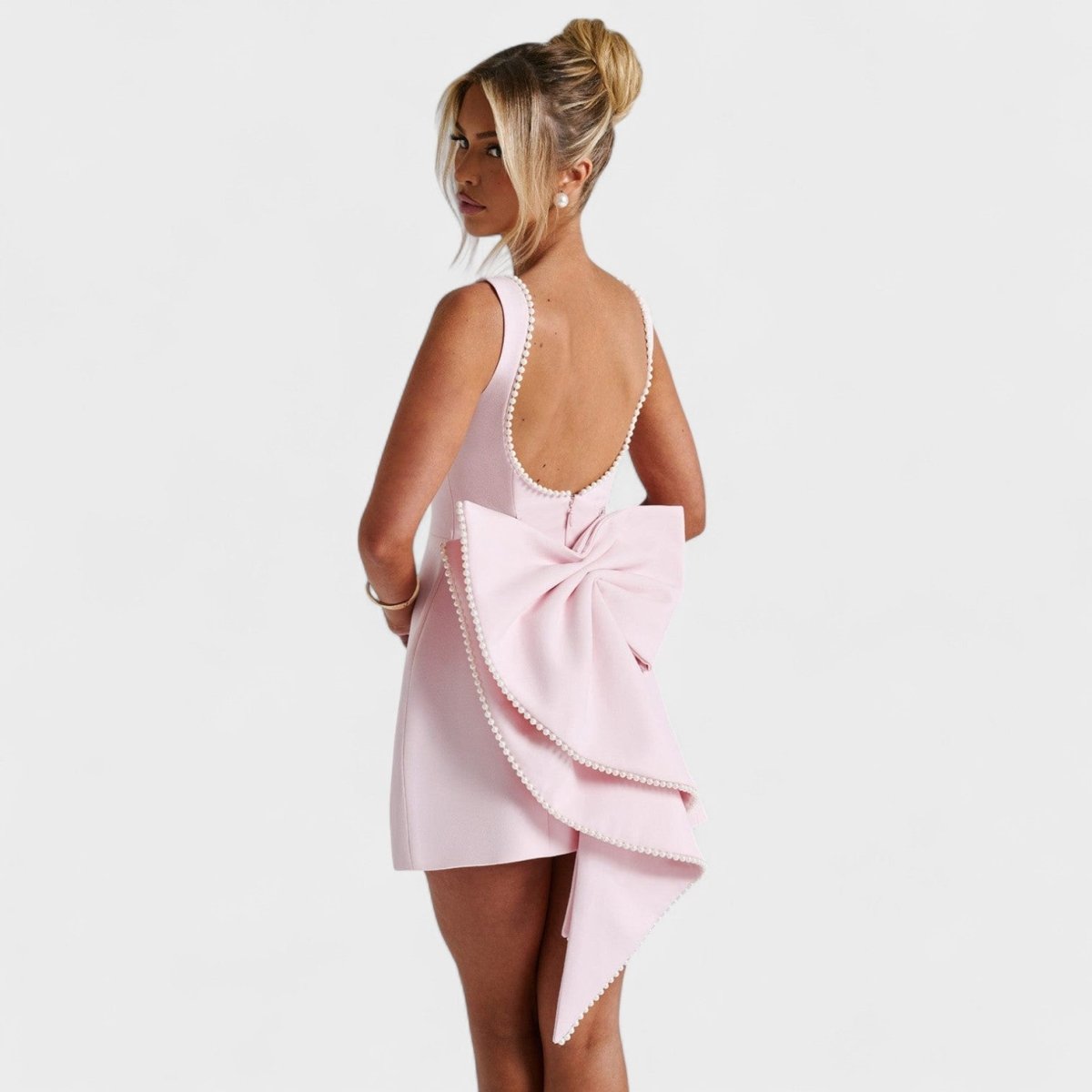 Carrie™ | Mini vestido com fita de pérolas - | Benedita Lisboa