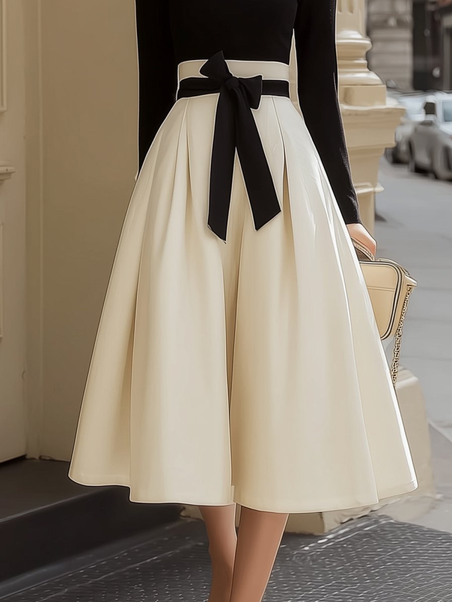 CLÁSSICA™ | Conjunto Elegante com Top Ajustado e Saia Plissada - Cojunto de verão | Benedita Lisboa