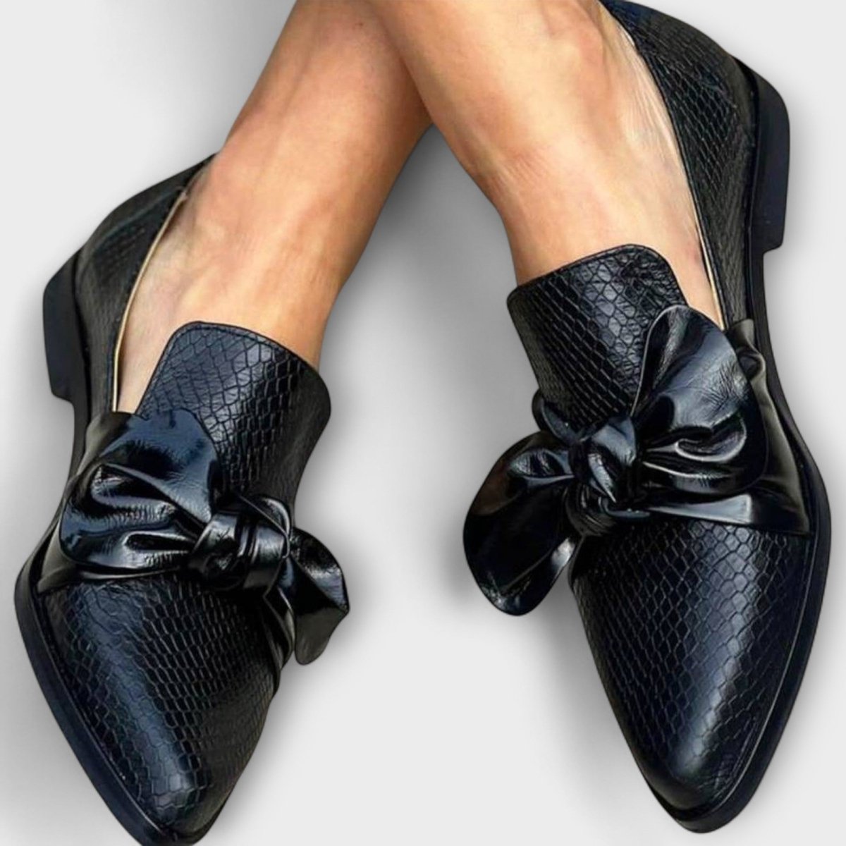 Cláudia™ | Loafer com Laço Decorativo - | Benedita Lisboa
