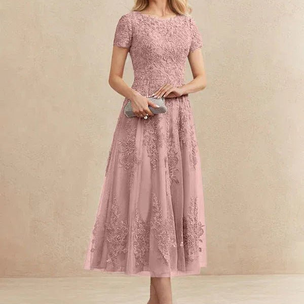 Constança™ | Vestido Midi de Renda Super Elegante - Mother of the Bride Dresses | Benedita Lisboa
