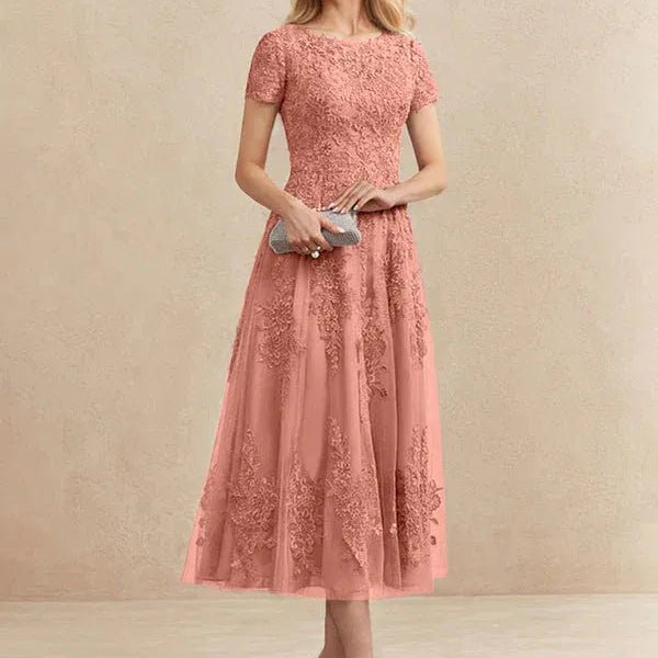 Constança™ | Vestido Midi de Renda Super Elegante - Mother of the Bride Dresses | Benedita Lisboa