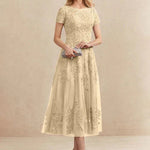 Constança™ | Vestido Midi de Renda Super Elegante - Mother of the Bride Dresses | Benedita Lisboa