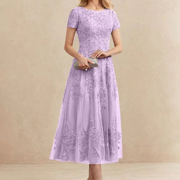 Constança™ | Vestido Midi de Renda Super Elegante - Mother of the Bride Dresses | Benedita Lisboa