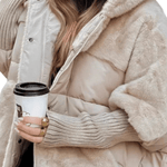 Dominika™ | Casaco Acolchoado com Capuz - | Benedita Lisboa