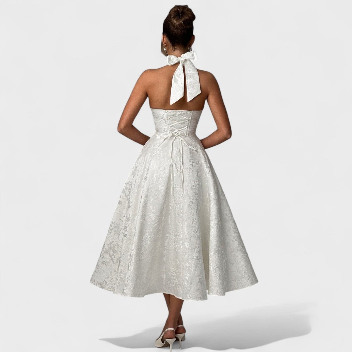 Effie™ | Vestido midi texturado com decote V - | Benedita Lisboa