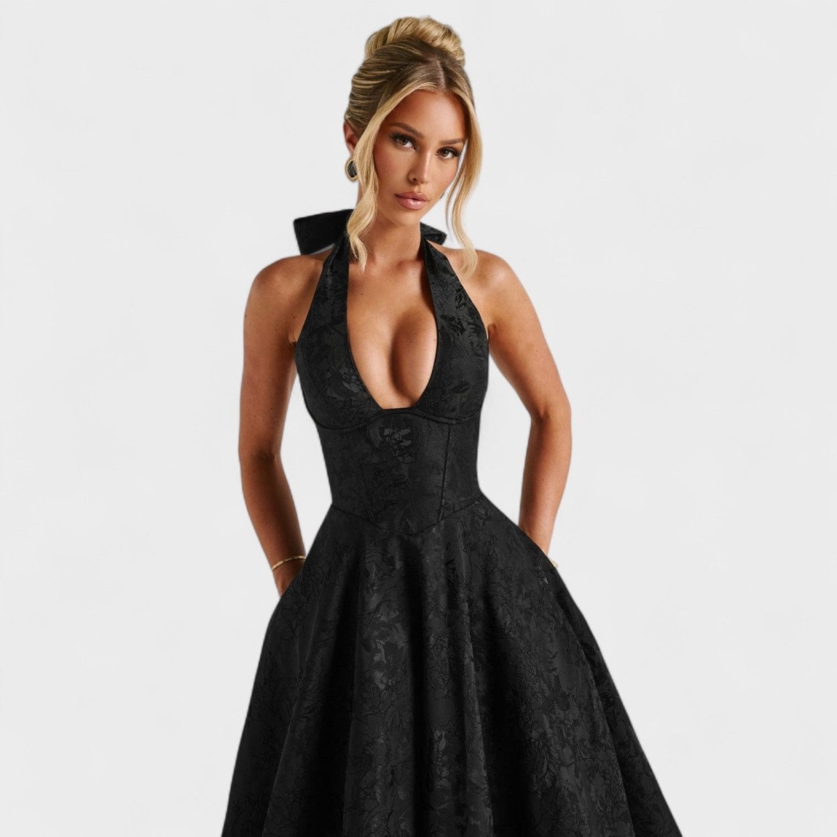 Effie™ | Vestido midi texturado com decote V - | Benedita Lisboa