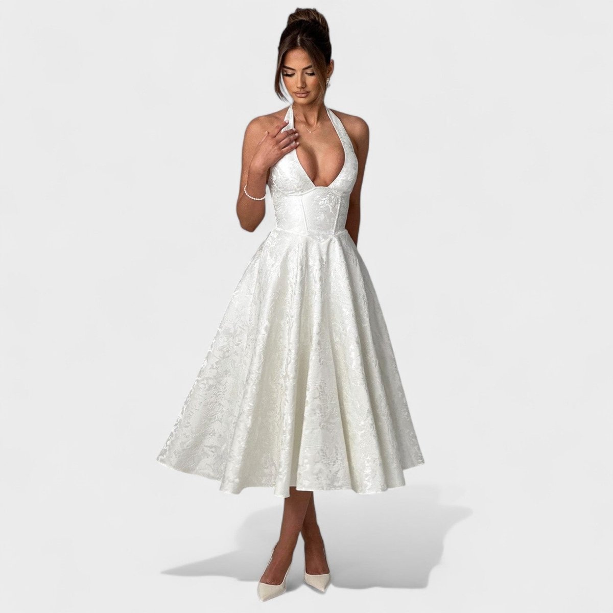 Effie™ | Vestido midi texturado com decote V - | Benedita Lisboa