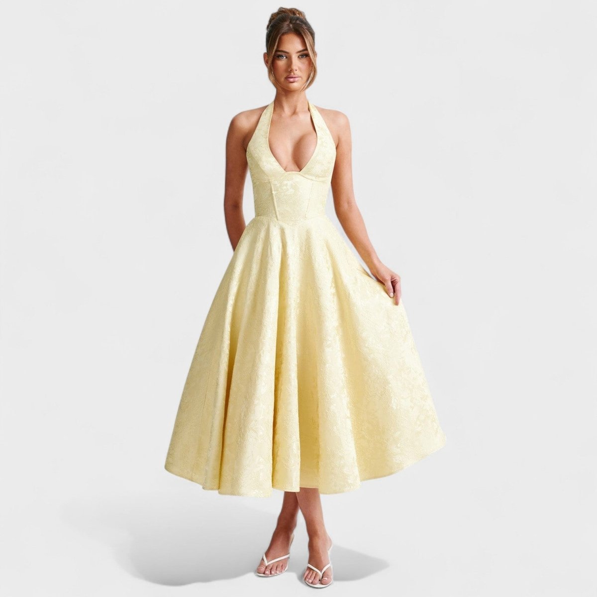 Effie™ | Vestido midi texturado com decote V - | Benedita Lisboa