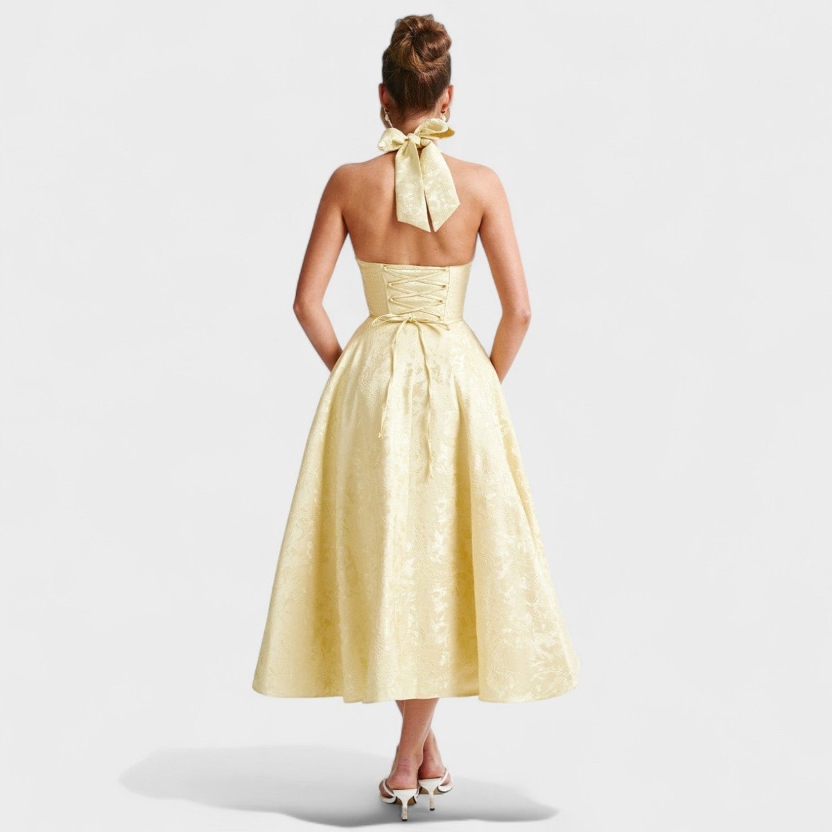 Effie™ | Vestido midi texturado com decote V - | Benedita Lisboa