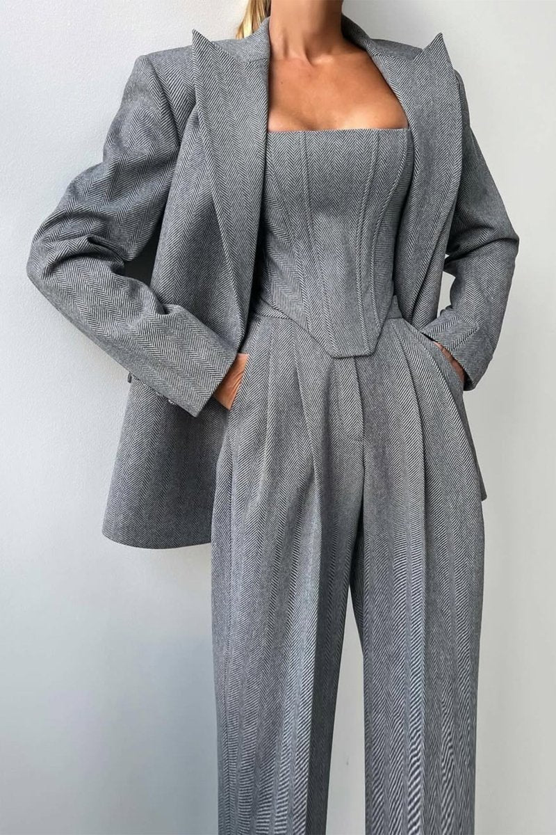 Elegance™ | Conjunto de três peças com blazer trespassado - | Benedita Lisboa
