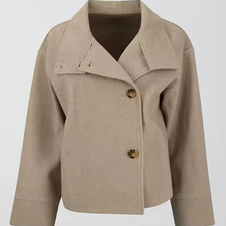 Elise™ | Casaco Curto Luxuoso de Duplo Abotoamento - | Benedita Lisboa