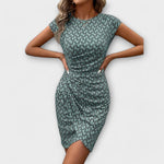 Emma™ | Vestido de manga curta com corte tulipa e estampado em todo o lado - | Benedita Lisboa