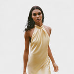 Gala™ | Vestido Halter Satinado - | Benedita Lisboa