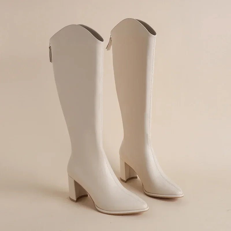 Hilda™ | Botas de salto Grosso e Elegância para o Inverno - | Benedita Lisboa