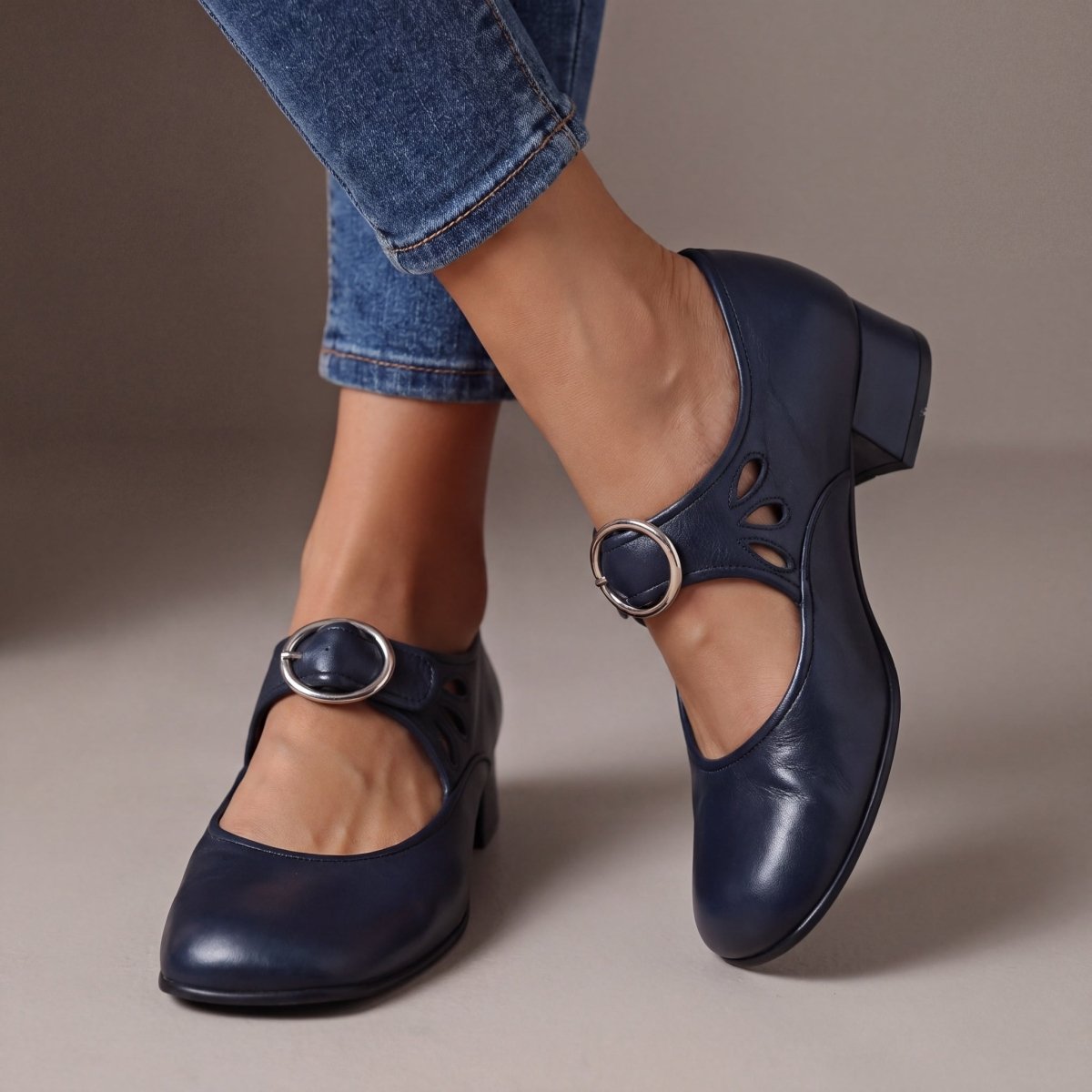 Josephine | Leather Comfort Sandals - Leather Sandals | Benedita Lisboa