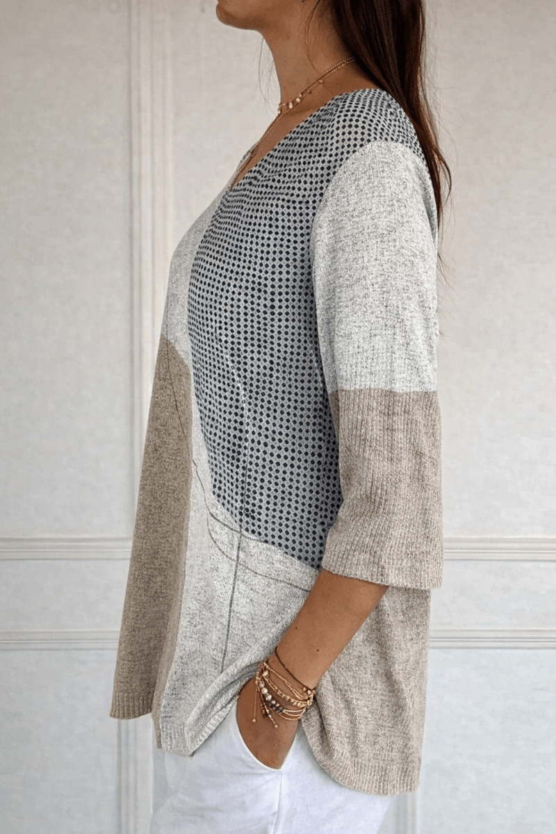 Liliana™ | Camisola de Malha, Com Padrão Abstrato e Intemporal - | Benedita Lisboa