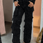 LÍVIA™ | Jeans Cargo com Pedraria Feminino - Calça de ganga com brilhp | Benedita Lisboa