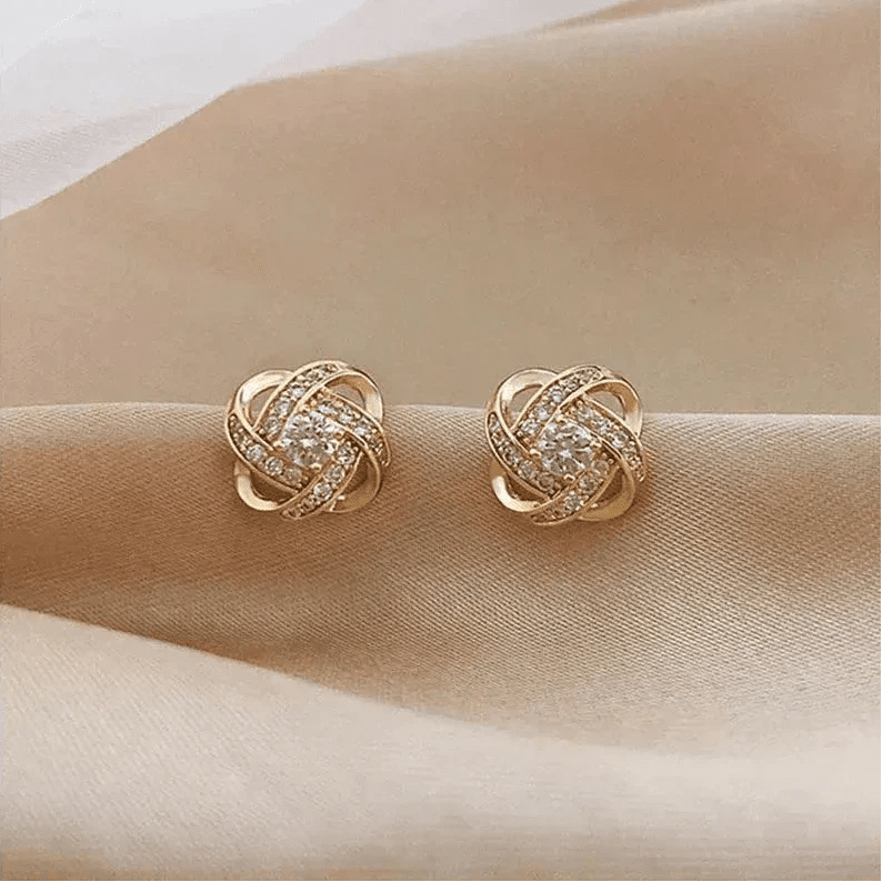Lourdes - Brincos Dourados em Espiral com Cristais - Earrings | Benedita Lisboa