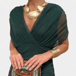 Luana™ | Vestido elegante com decote em V - | Benedita Lisboa