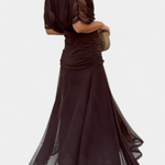 Luana™ | Vestido elegante com decote em V - | Benedita Lisboa