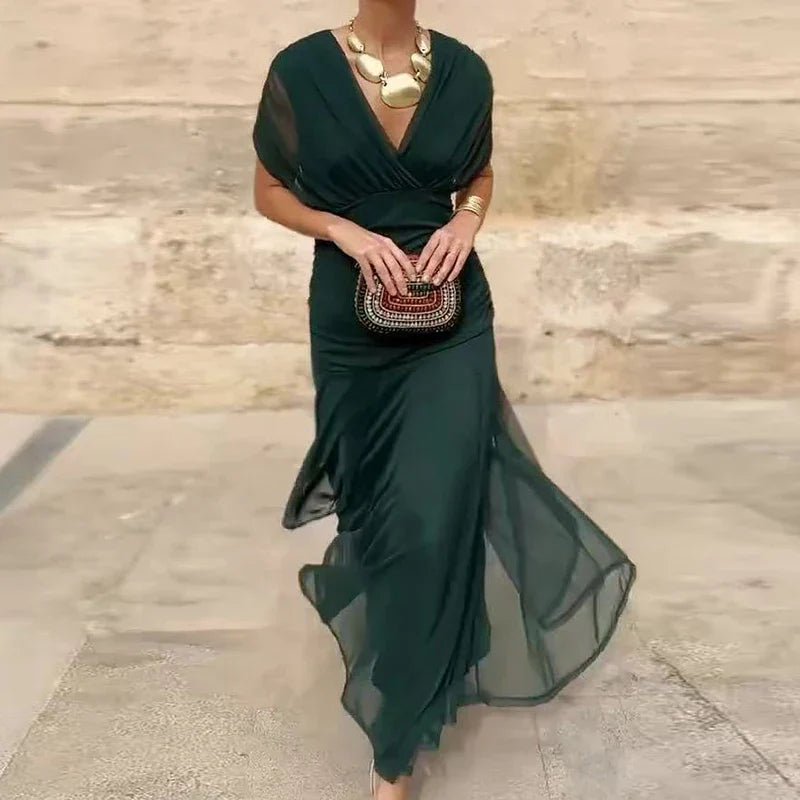 Luana™ | Vestido elegante com decote em V - | Benedita Lisboa