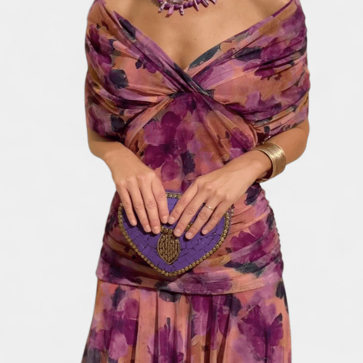 Luana™ | Vestido elegante com decote em V - | Benedita Lisboa