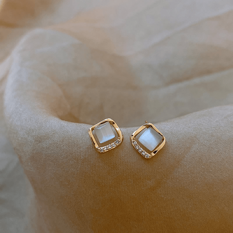 Luna™ | Brincos com Cristal Lunar - | Benedita Lisboa