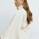 Lusana™ | Casaco elegante com cinto - | Benedita Lisboa