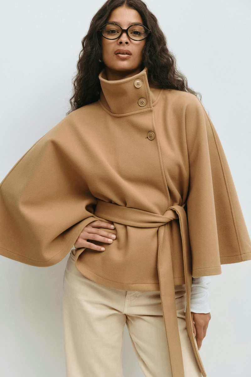 Lusana™ | Casaco elegante com cinto - | Benedita Lisboa